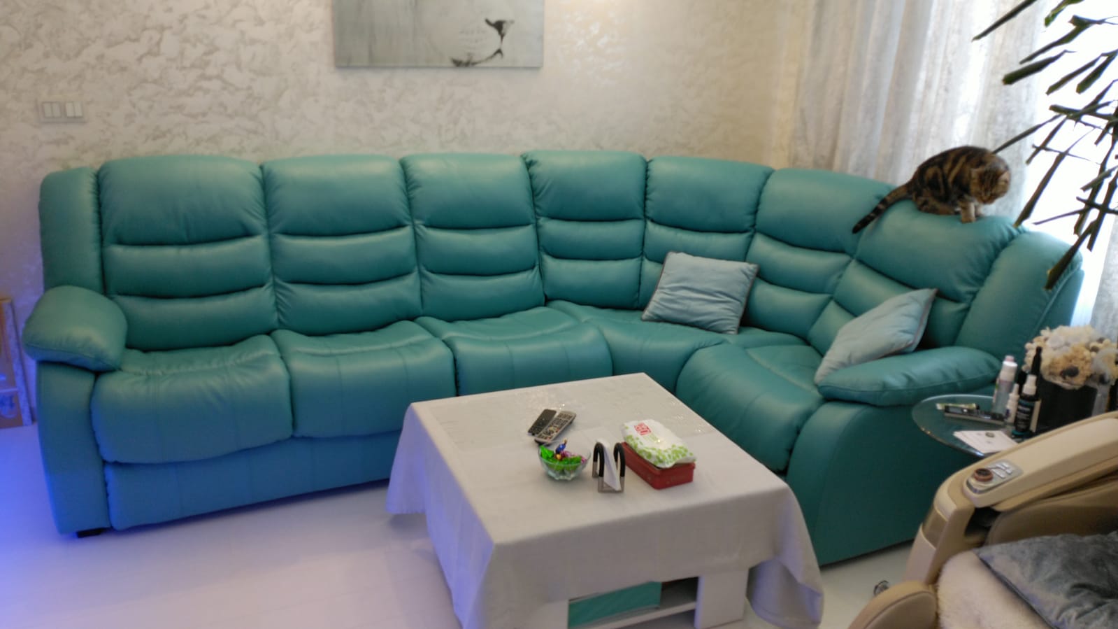 Перетяжка дивана на дому. Нижняя Салда